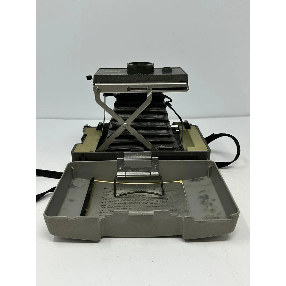 Polaroid 420 Automatic‎ Land Camera Vintage Folding Bellows Instant Film Camera